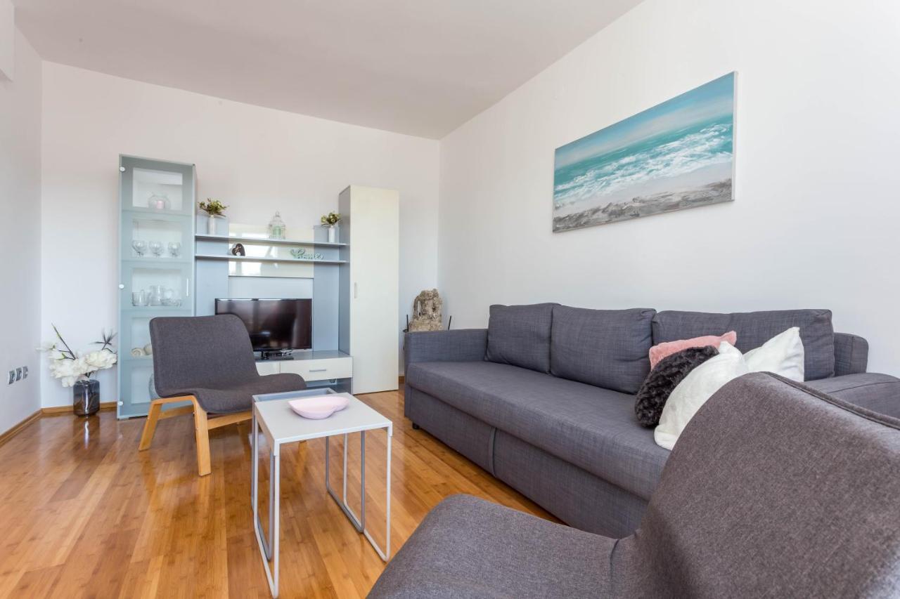 Apartment Tasina Хвар Экстерьер фото