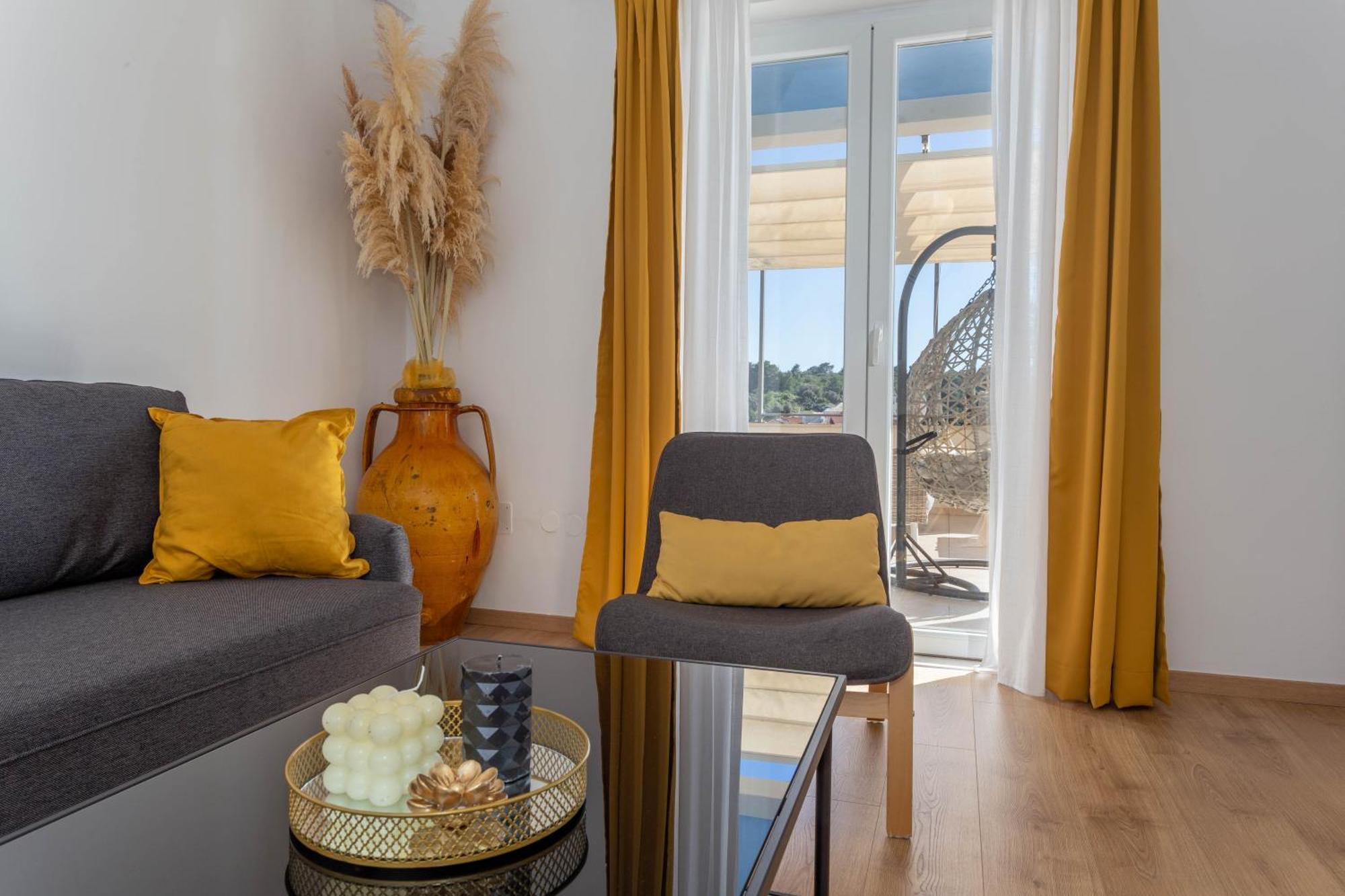 Apartment Tasina Хвар Экстерьер фото